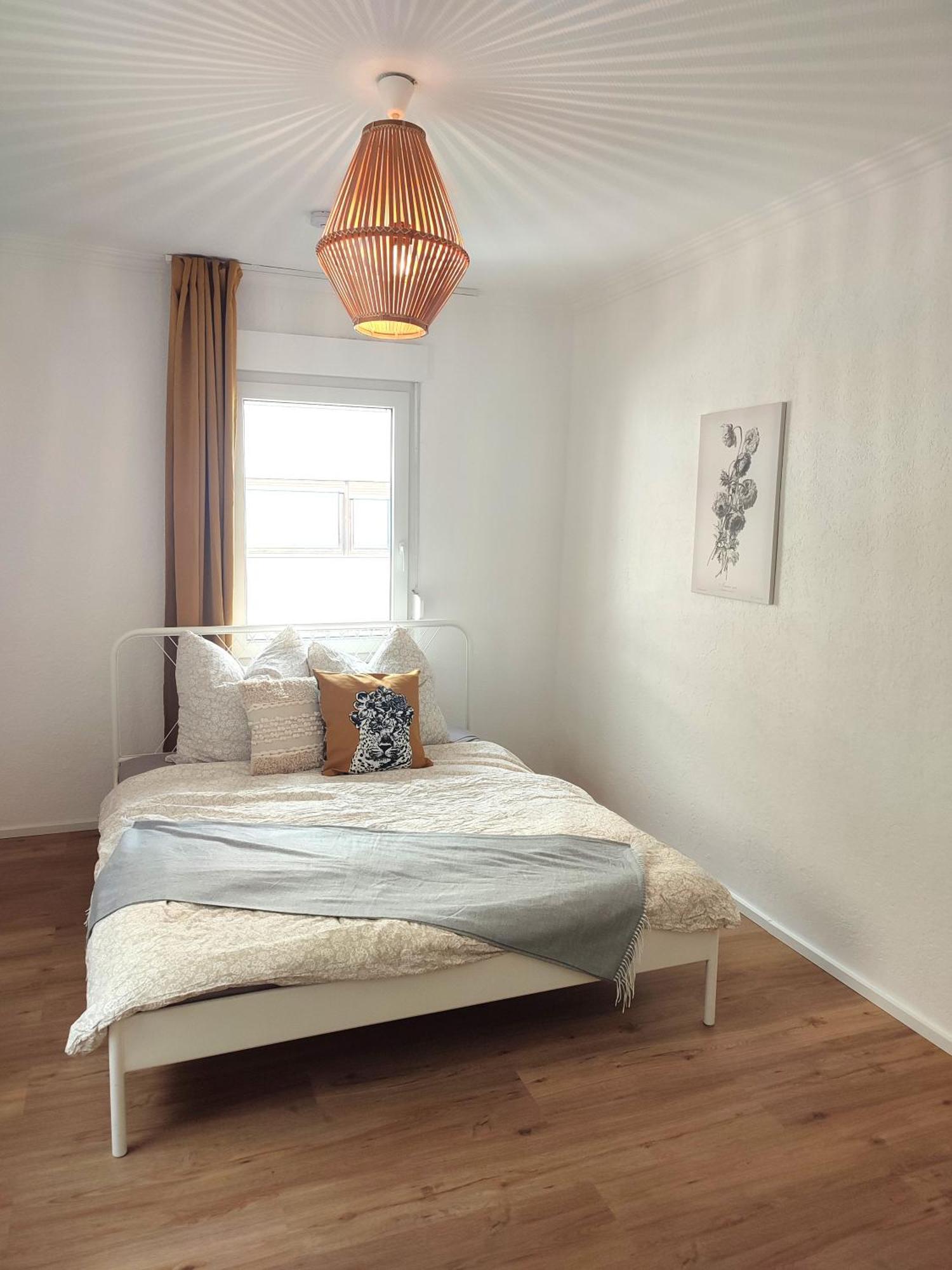 Stuttgart Am Wasen Toplage 4Zi 80Qm Ruang foto